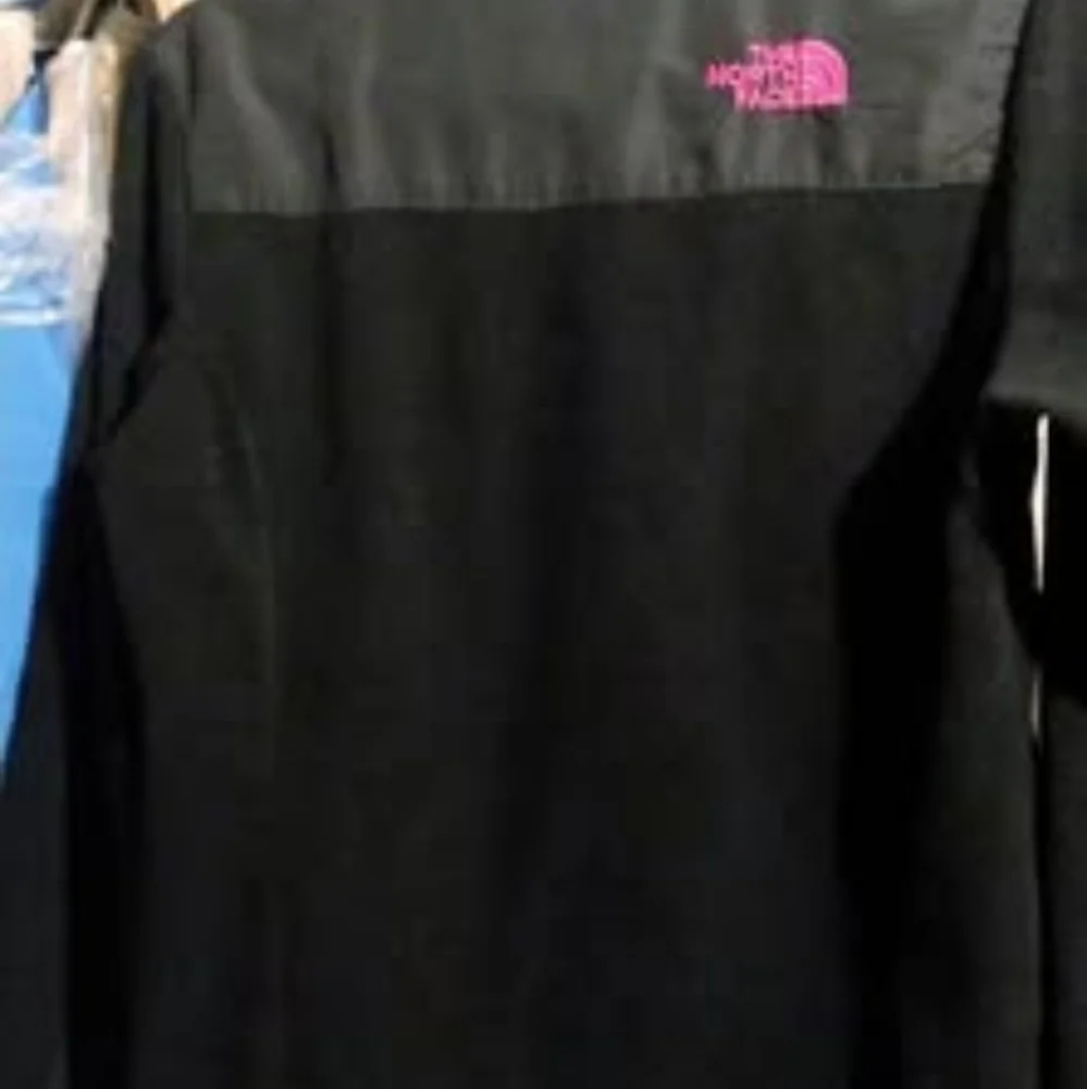 The North Face Black Jacket - Picture 2 of 4